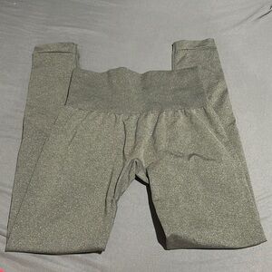 NVGTN Khaki Green Curve Seamless Leggings!